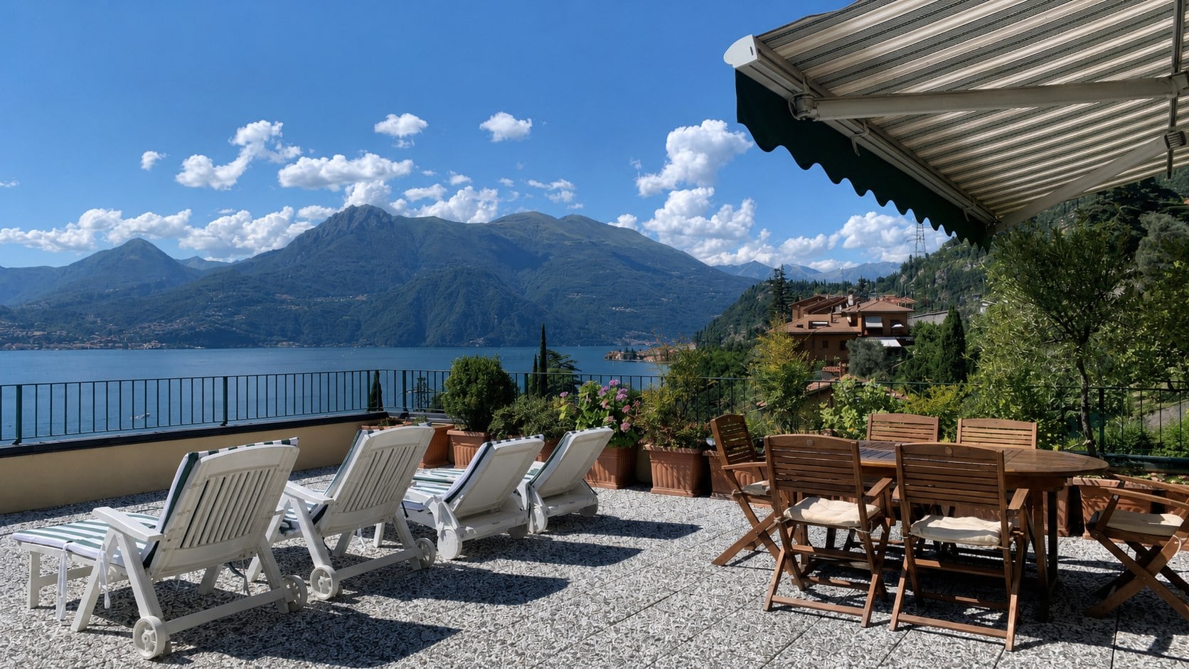 Private furnished terrace overlooking Lake Como